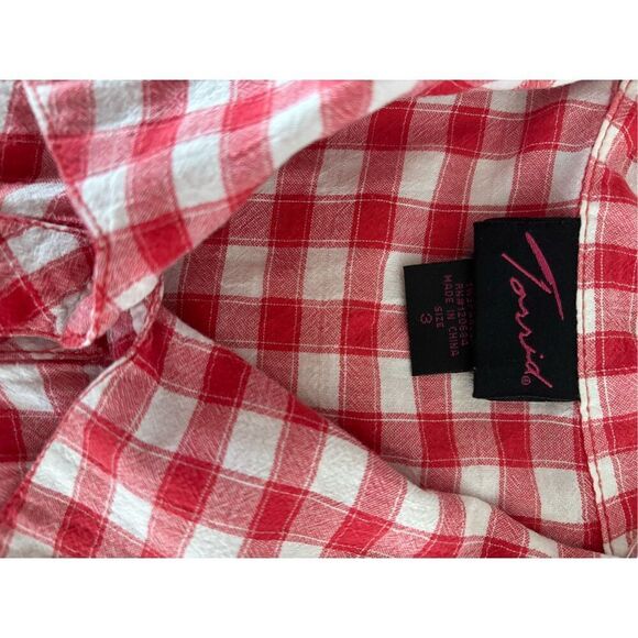 Torrid Lightweight Checked Blouse - Picture 5 of 5